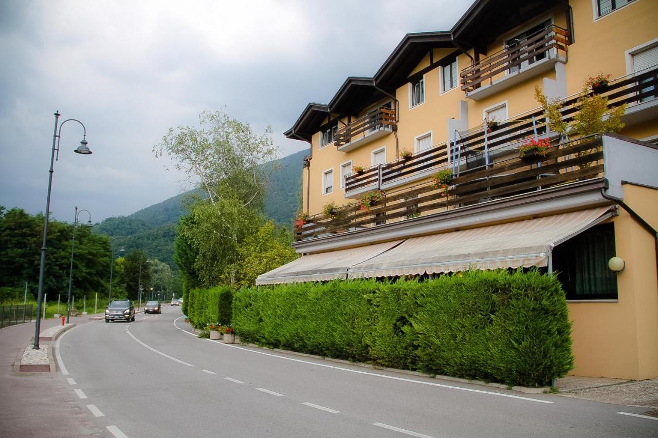 Hotel Dolomiti Левіко-Терме Екстер'єр фото